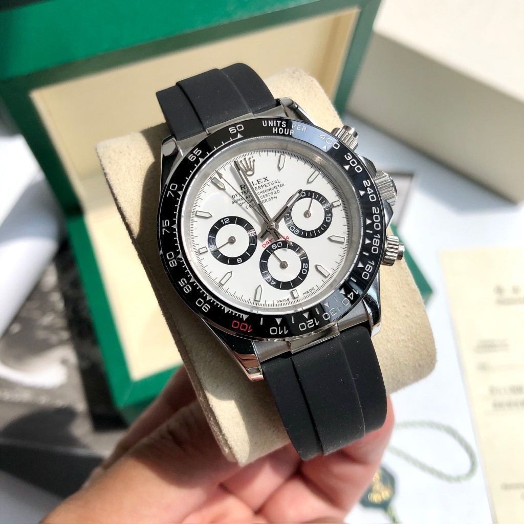 Rolex Daytona Chronograph Luxury Watch, 40mm 18K White Gold Case, Caliber 4130 Movement, Black Rubber Strap