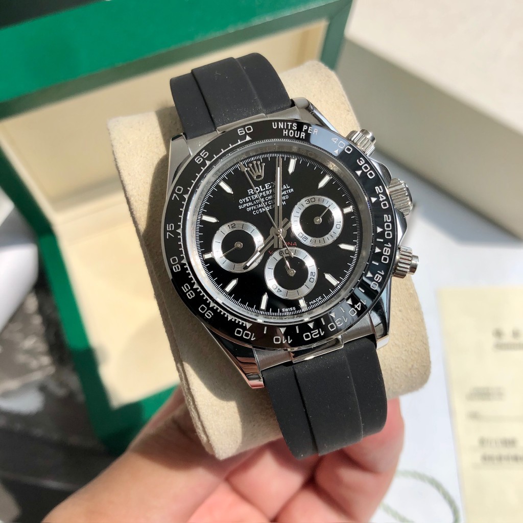 Rolex Daytona Chronograph Luxury Watch, 40mm 18K White Gold Case, Caliber 4130 Movement, Black Rubber Strap