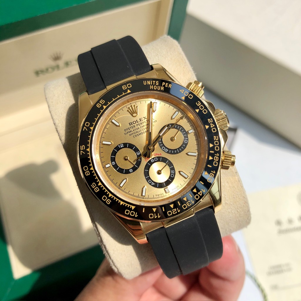 Rolex Daytona Chronograph Luxury Watch, 40mm 18K Yellow Gold Case, Caliber 4130 Movement, Black Rubber Strap