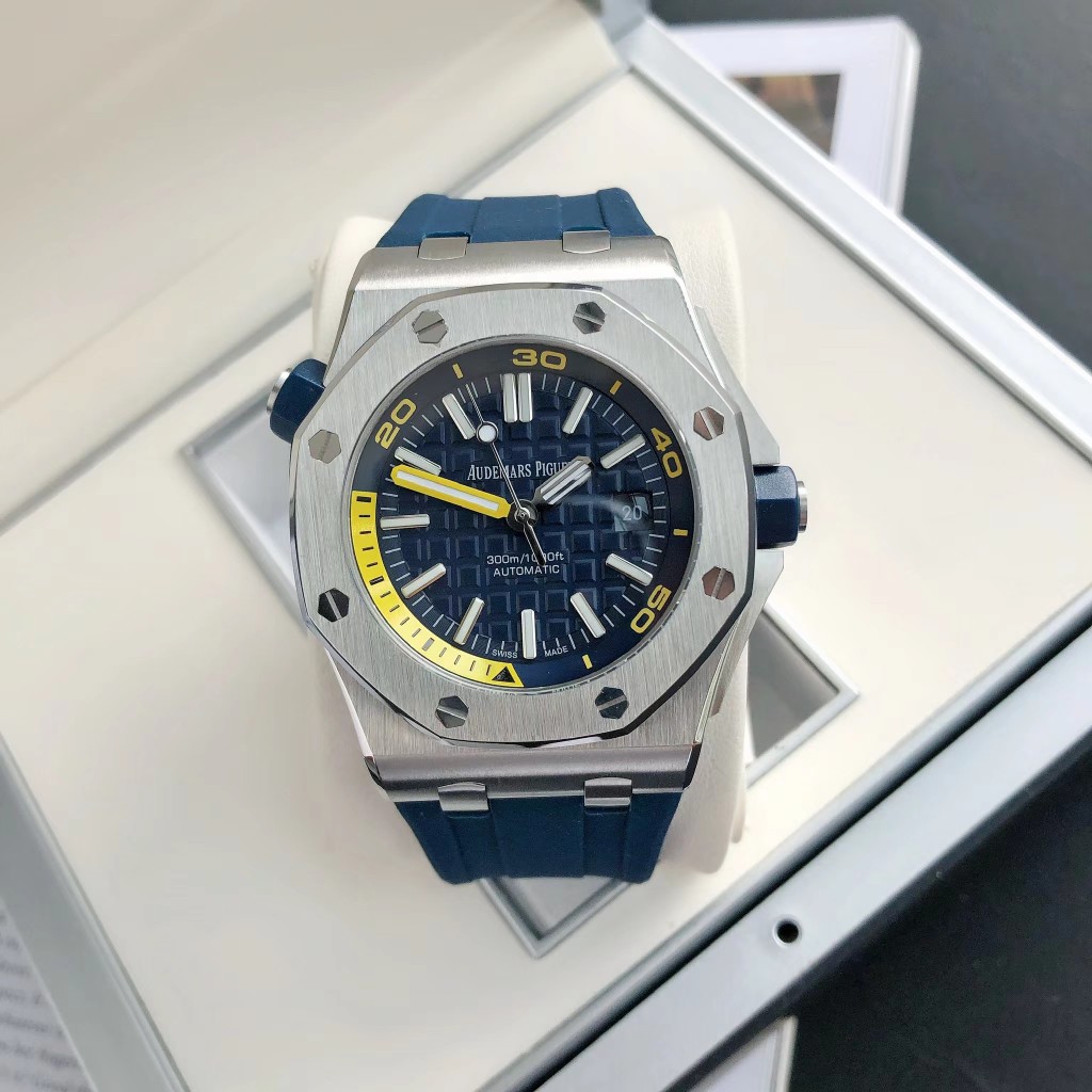 Audemars Piguet Royal Oak Offshore Luxury Watch, 42mm Stainless Steel Case, Self - Winding Movement, Blue Rubber Strap