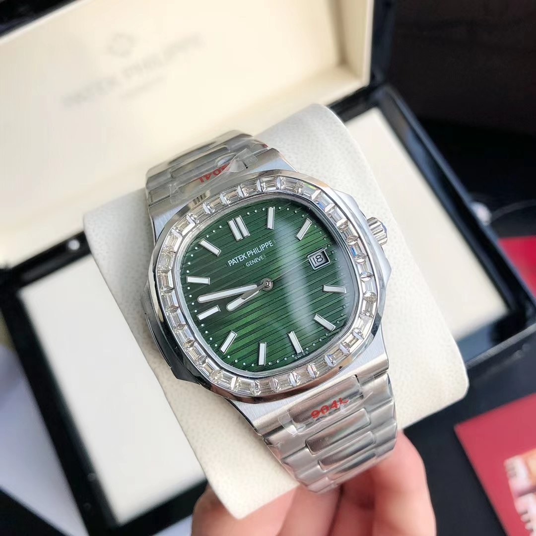 Patek Philippe Nautilus Diamond - Set Luxury Watch, 40mm Stainless Steel Case, Caliber 324 SC Movement, Stainless Steel Bracelet