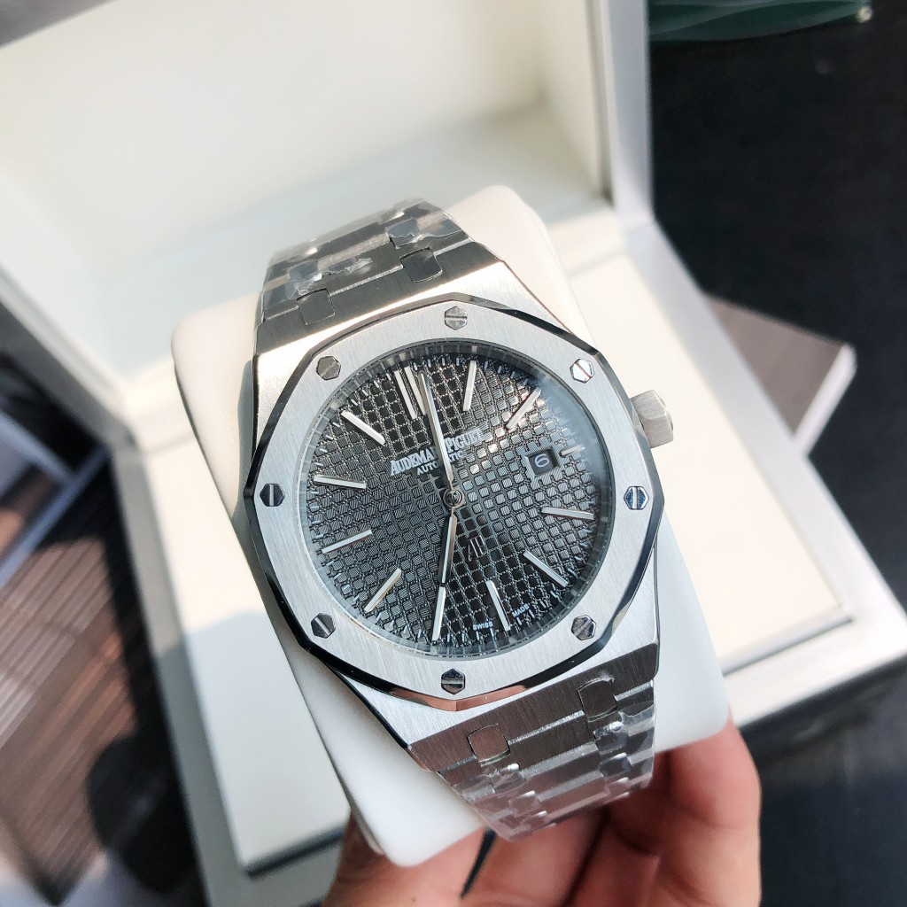 Audemars Piguet Royal Oak Luxury Watch, 41mm Stainless Steel Case, Caliber 4302 Movement, Stainless Steel Bracelet