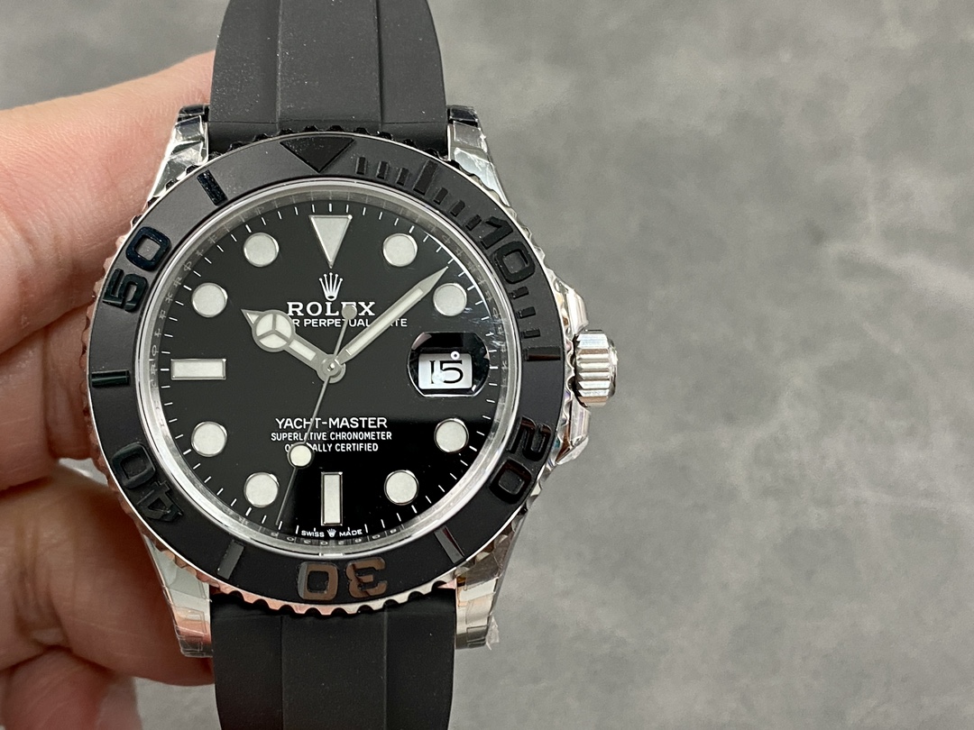 Rolex Yacht - Master Luxury Watch, 42mm Stainless Steel Case, Calibre 3235 Automatic Movement, Black Rubber Strap