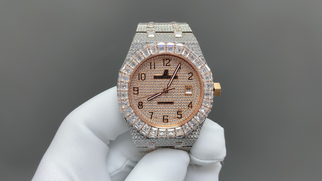 Audemars Piguet Royal Oak Luxury Watch, 40mm Two - Tone (Rose Gold & Silver - Tone) Diamond - Set Case, Automatic Movement, Diamond - Encrusted Metal Strap