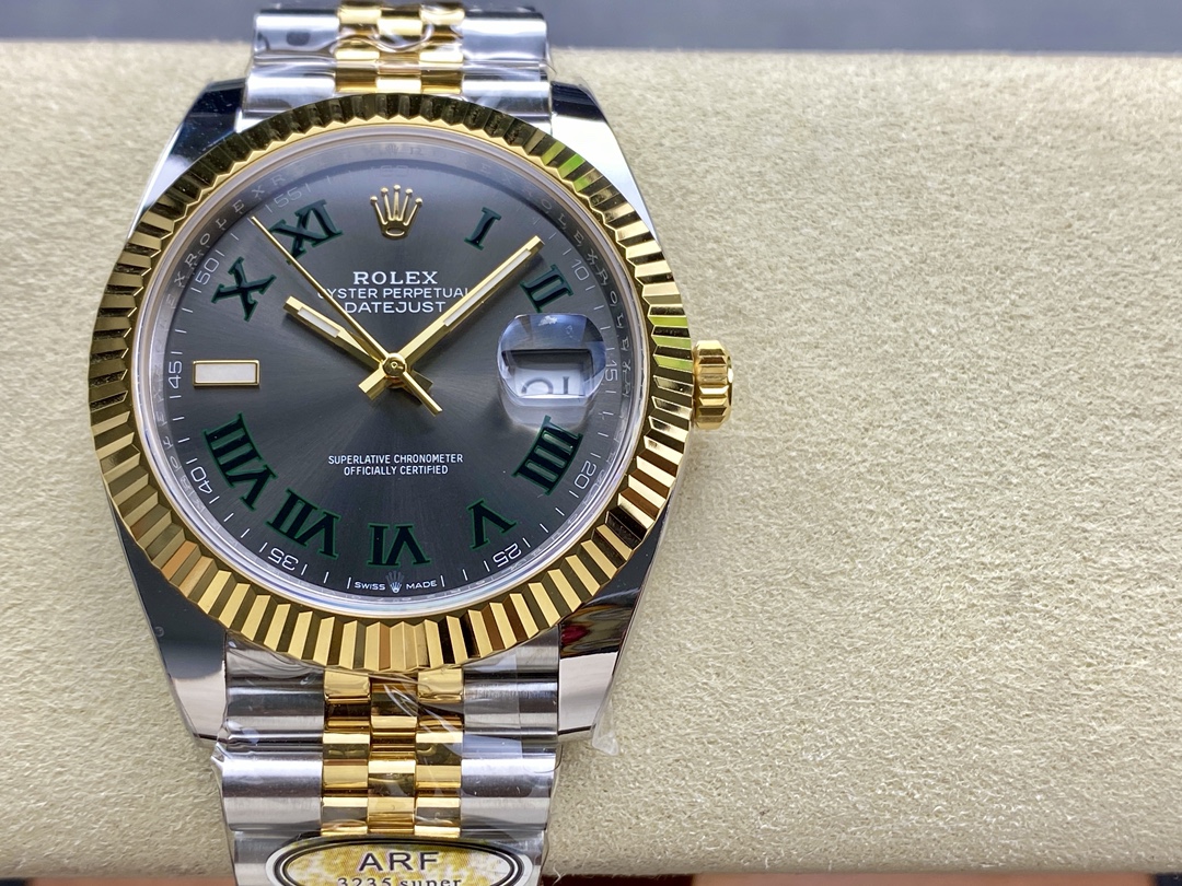 Rolex Oyster Perpetual Datejust 41mm Stainless Steel & 18K Yellow Gold Automatic Watch (Caliber 3235)