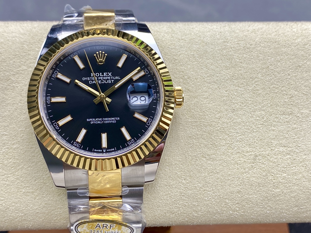 Rolex Oyster Perpetual Datejust 41mm Stainless Steel & 18K Yellow Gold Automatic Watch (Caliber 3235)