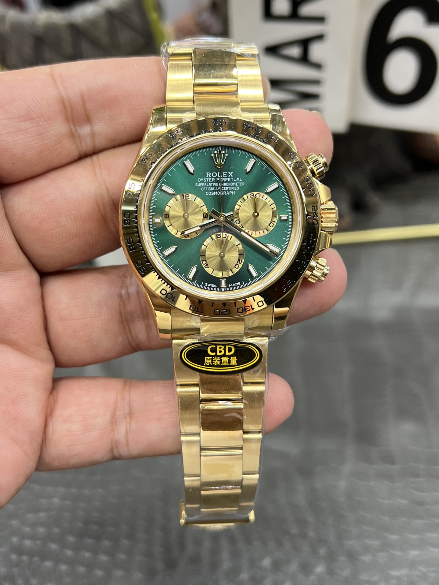 Rolex Cosmograph Daytona ~40mm 18K Gold Automatic Chronograph Watch (Caliber 4130)