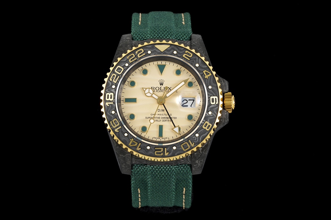 Rolex GMT - Master II Carbon Fiber Gold - Accented Cream Dial Watch, 40mm, Calibre 3285 Movement
