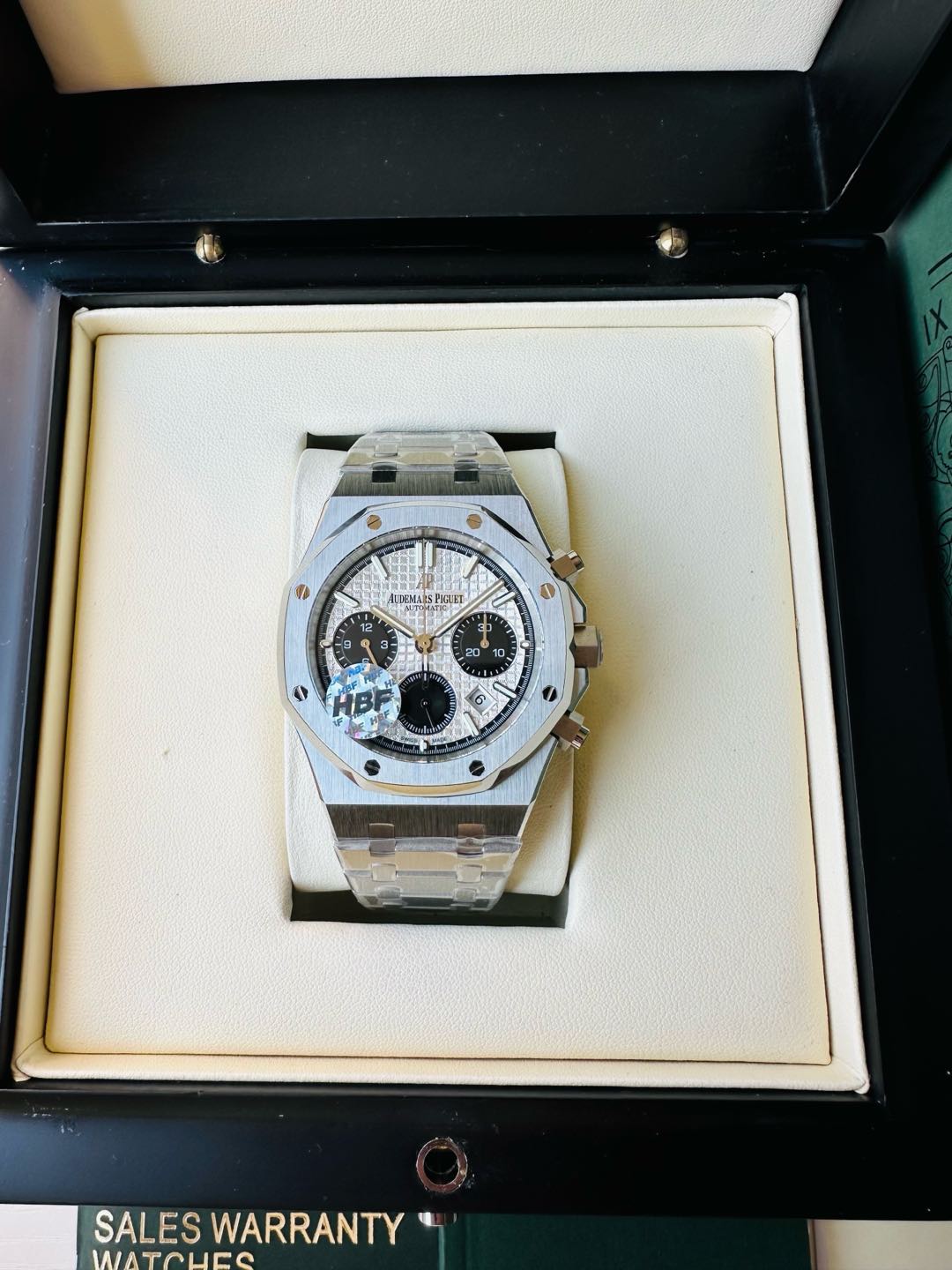 Audemars Piguet Royal Oak Chronograph 41mm Silver Tapisserie Dial Watch, Calibre 2385