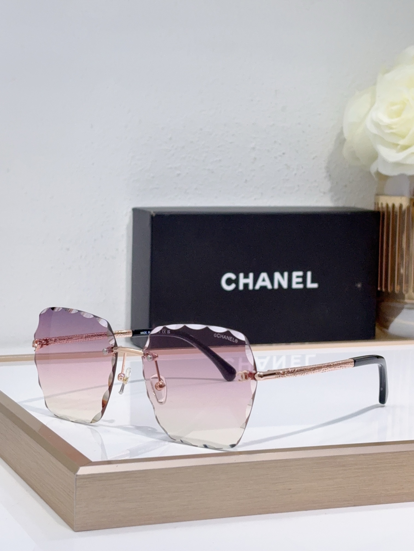 Chanel Rimless Pink - Gradient Sunglasses with Rose - Gold Metal & Scalloped Edges (Model: CH5604)