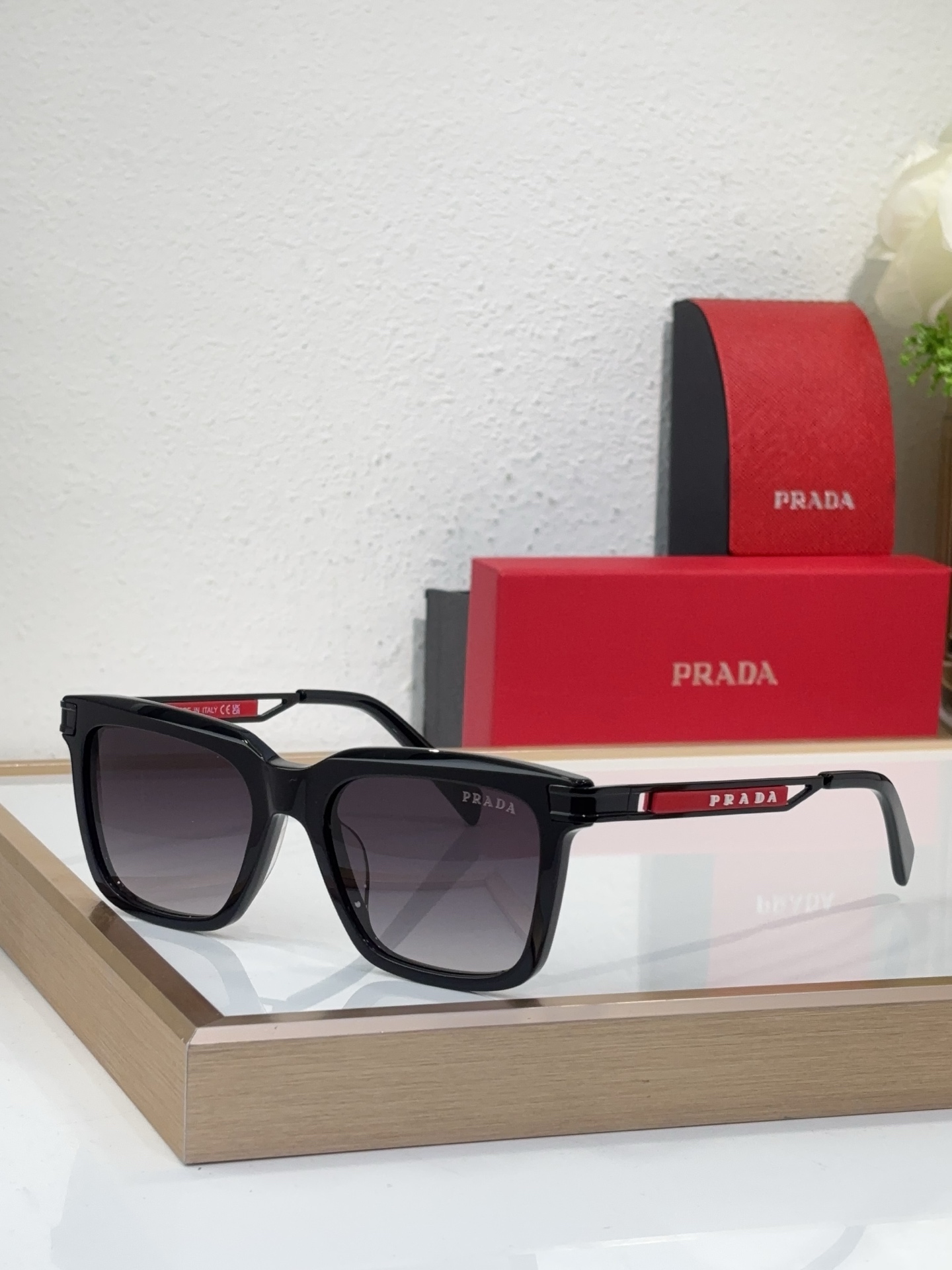 Prada Black Square Acetate Sunglasses with Red Accents (Model: PR13670S)