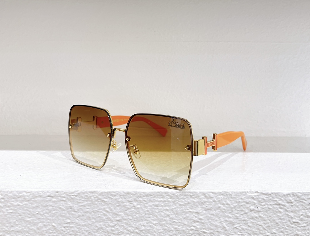 Hermès Gold - Tone Metal Square Sunglasses with Orange Acetate Temples (Model: HER001S)