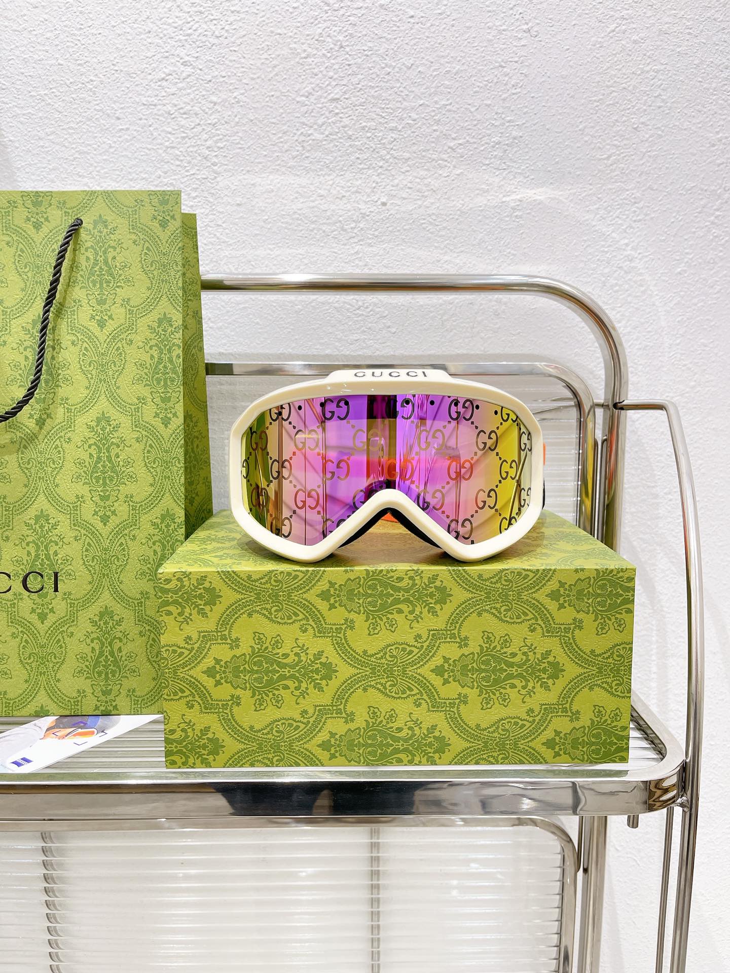 Gucci White Acetate Ski Goggles with GG - Print Mirrored Lenses (Model: GG1000S)