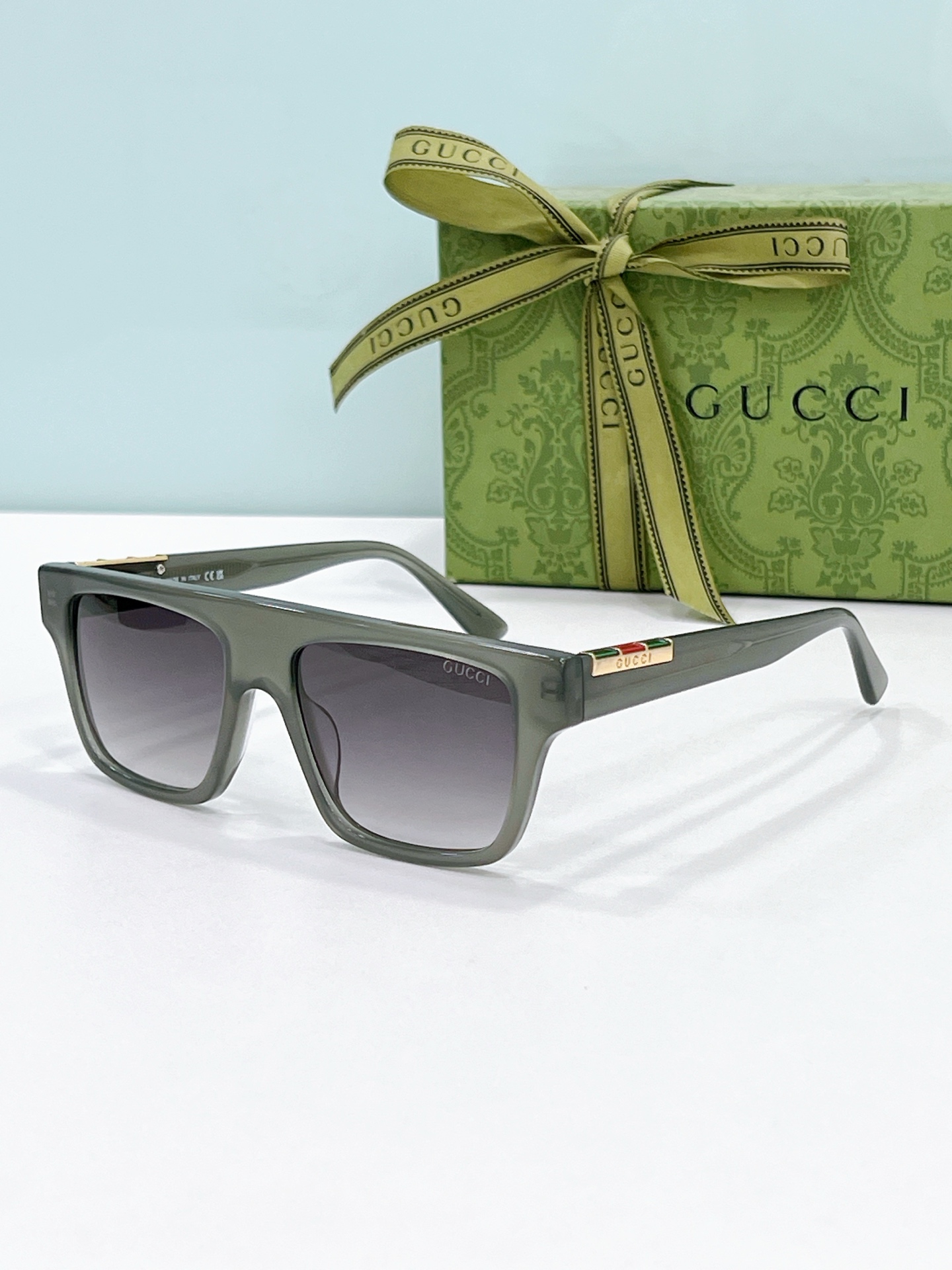 Gucci Black - Brown Gradient Acetate Square Sunglasses (Model: GG1330S)