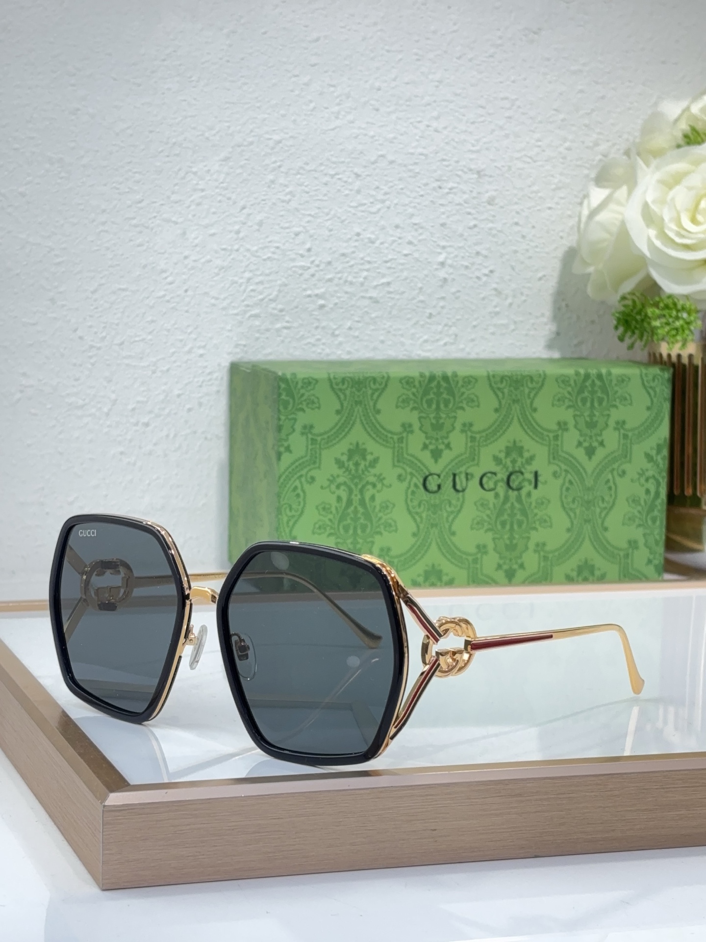 Gucci Hexagonal Sunglasses with Gold - Tone Metal Accents & Double G Motif (Model: GG1650S)