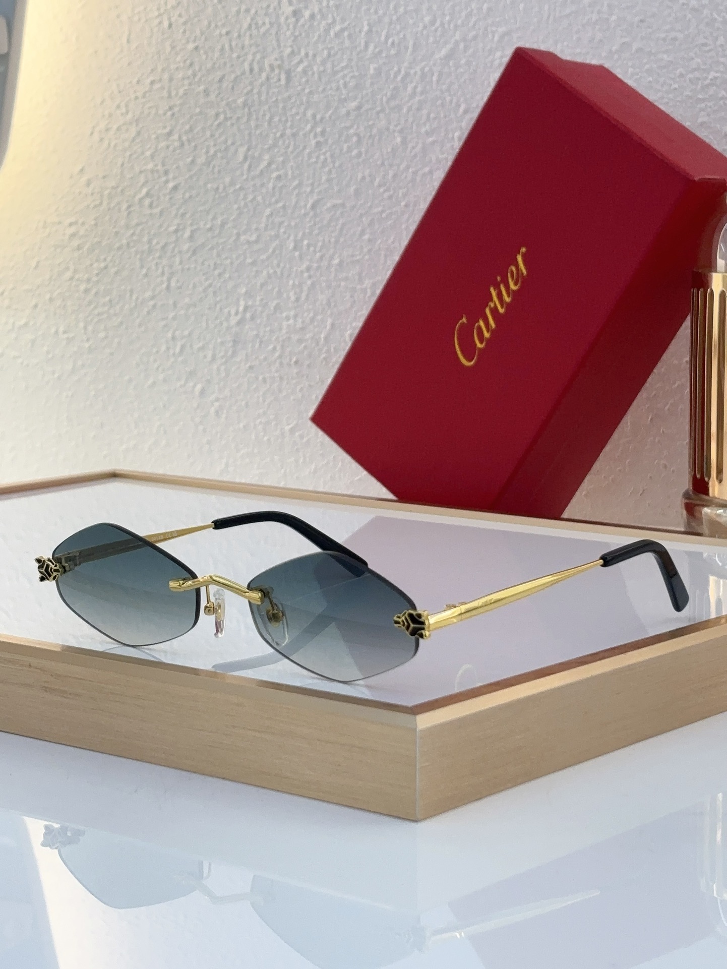 Cartier CT0017S Panthère - Embellished Oval - Rimless Sunglasses