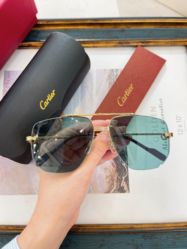 Cartier Santos-D Aviator Gradient Sunglasses